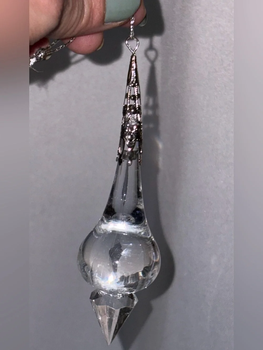 VTG Dazzling Drop Christmas ornaments Lot Of 4  Faceted Acrylic Silver Top